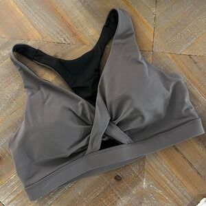 Gray sports bra size‎ Large